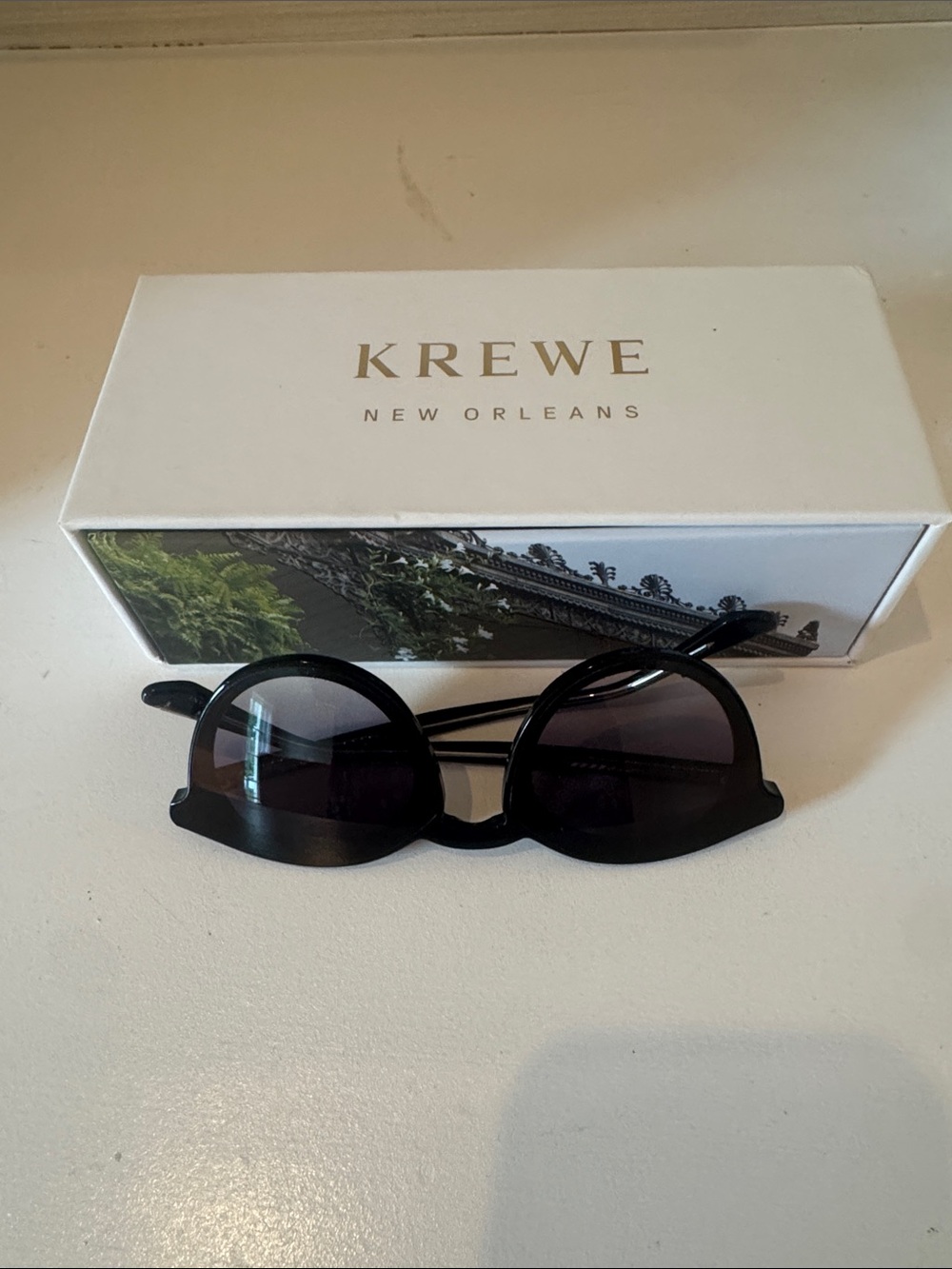 KREWE Black Round Sunglasses with Dark Gradient Lenses